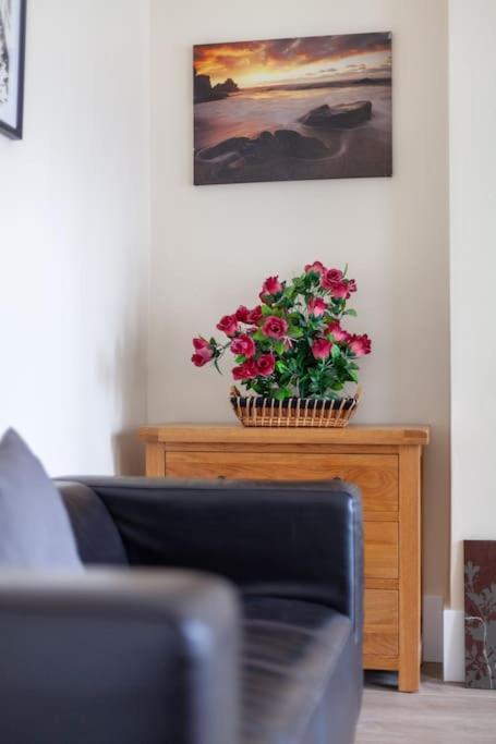 Spacious & Central 3-Bed Flat By Popular Waterloo! London Kültér fotó